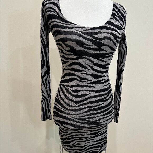 Guess Zebra Dress - Picture 3 of 13